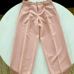 Crop, wide leg quality light pink pleated pants